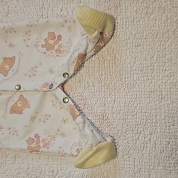 Amish Beautifully Handmade infant size Small, colors are yellow, white, pink, - Picture 4 of 7